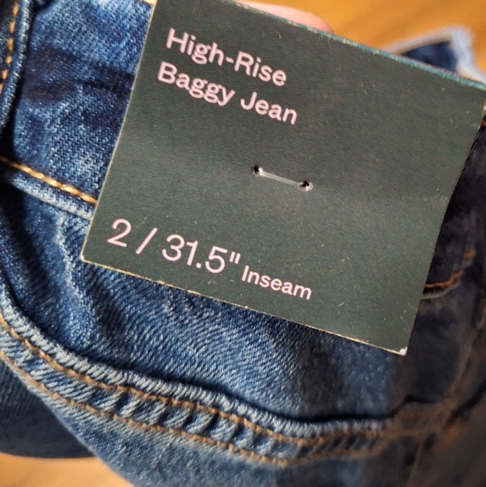 Wild Fable High Rise Baggy Jeans Ladies Size 2 NWT Wide Leg HOLES Denim on Trend - Picture 3 of 3